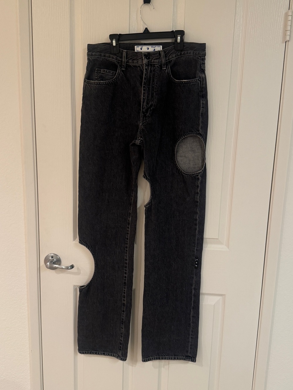 Off-White Cut-out Straigh Leg Jeans Size 30 Never Worn Without Tag - Picture 4 of 7